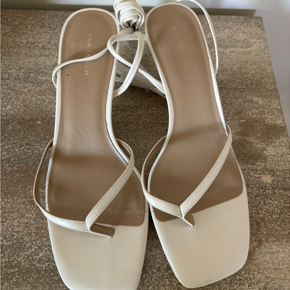 Ann Taylor White Leather Strappy Ankle Wrap Square Toe Sandal Heels Women’s